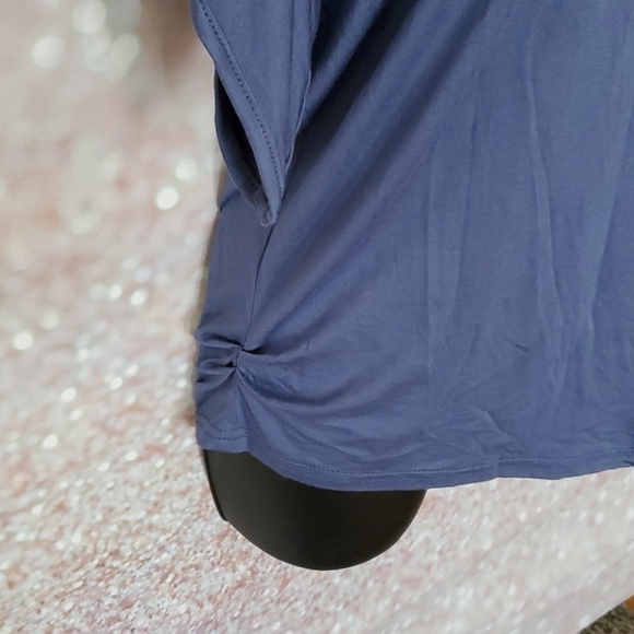 𝅺Blue Cold Shoulder Top - Picture 5 of 6